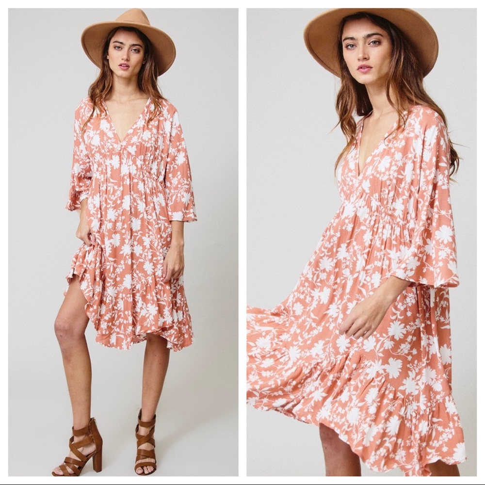 Fabulous asymmetrical hem floral dress - Picture 4 of 4